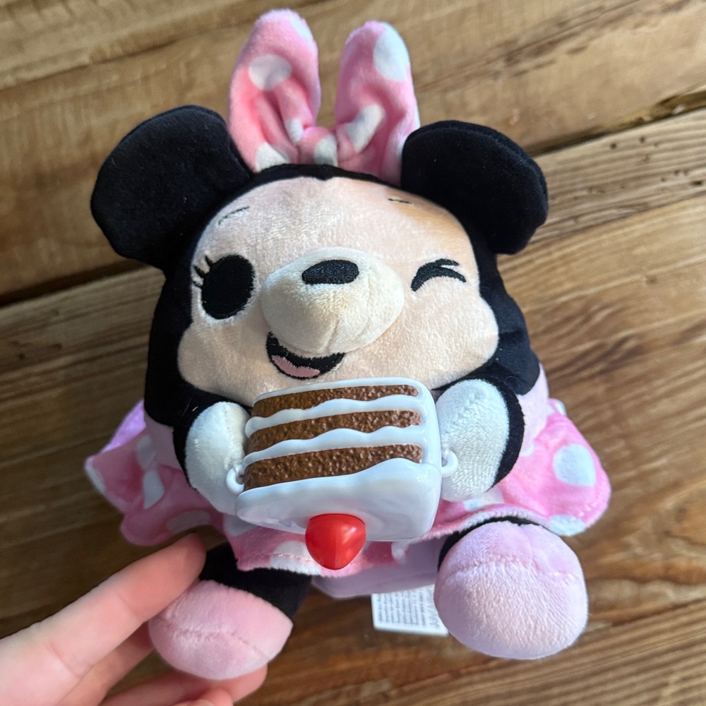 Zuru Disney Mystery Snackles Minnie Mouse
